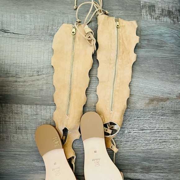 FINAL PRICE!!! Leather Gladiator Sandals - Picture 12 of 12